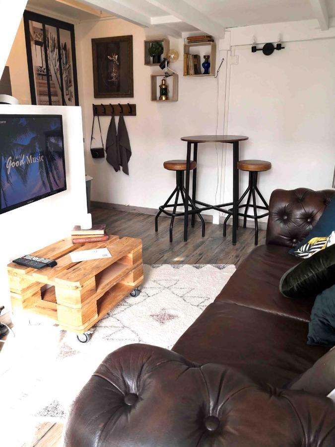 L'Intimiste A St Lo - Studio Duplex Prive - Atypique - Netflix - Wifi - Parking Gratuit - Entree Autonome Сен-Ло Экстерьер фото